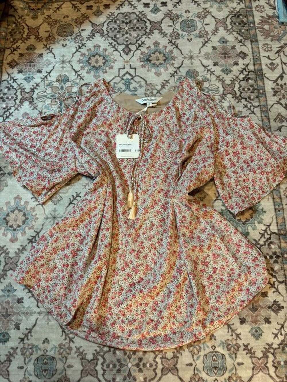 Davi&Dani Blouse size M NWT